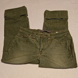Jeanstar Green Corduroy Cuffed Capri Pant